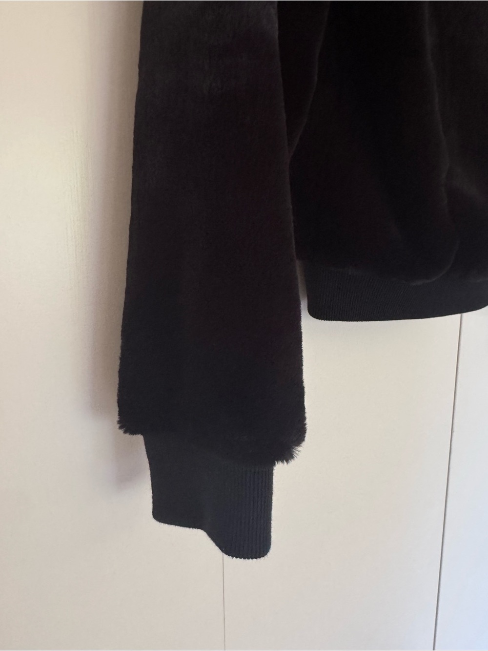 Abercrombie & Fitch Black Faux Fur Bomber Jacket - Picture 4 of 7